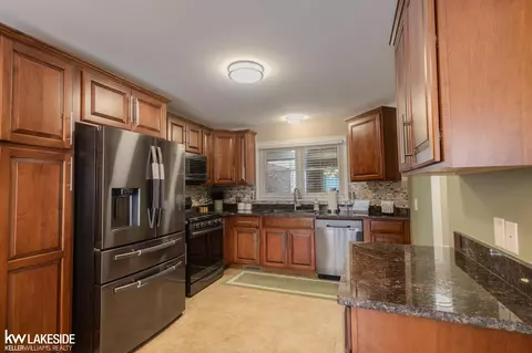 45744 Limerick, Macomb, MI 48044 photo 12