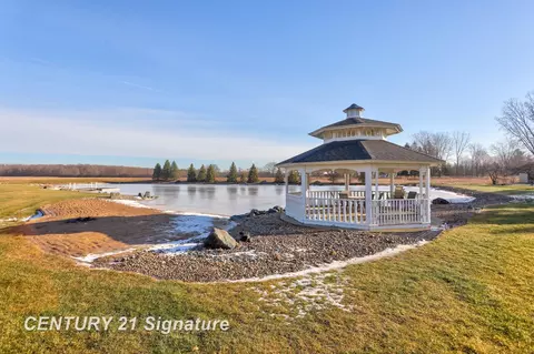 Other - 4050 Hackett Rd, Saginaw, MI 48603 photo 20 of 27