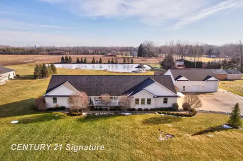 4050 Hackett Rd, Saginaw, MI 48603