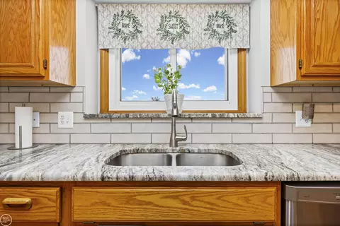 Kitchen - 21258 Fairfield, Macomb, MI 48044 photo 2 of 5