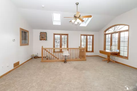 Living - 1191 Mapleway, Temperance, MI 48182 photo 7 of 7