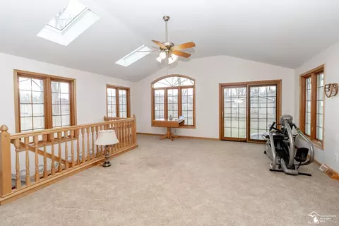 Living - 1191 Mapleway, Temperance, MI 48182 photo 6 of 7
