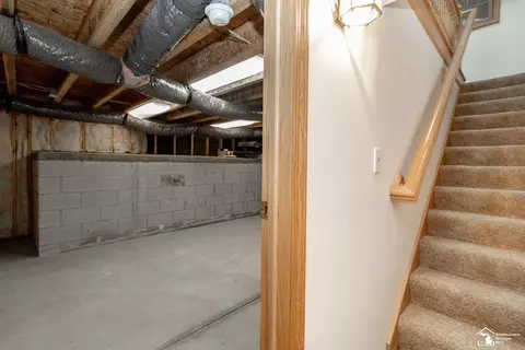 Entry Way - 1191 Mapleway, Temperance, MI 48182 photo 2 of 2