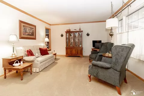 Living - 1191 Mapleway, Temperance, MI 48182 photo 1 of 7