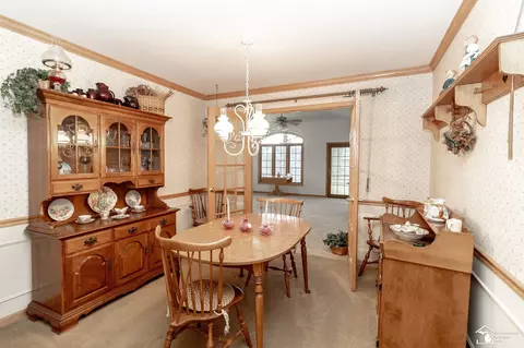 Dining - 1191 Mapleway, Temperance, MI 48182 photo 2 of 2