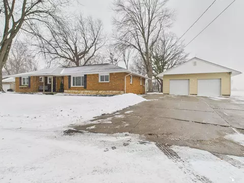 4525 N 4th, Luna Pier, MI 48157