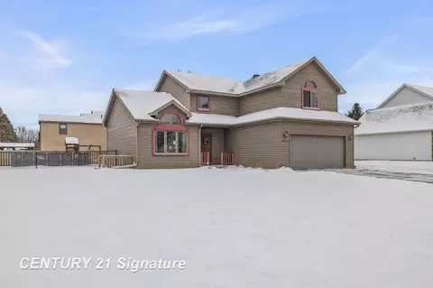 8044 Creston, Freeland, MI 48623