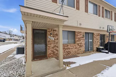 50010 S Angelo, New Baltimore, MI 48047
