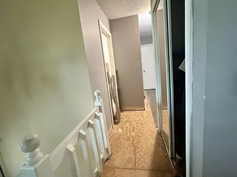 Entry Way - 4083 W Herbison, Dewitt, MI 48820 photo 1 of 2