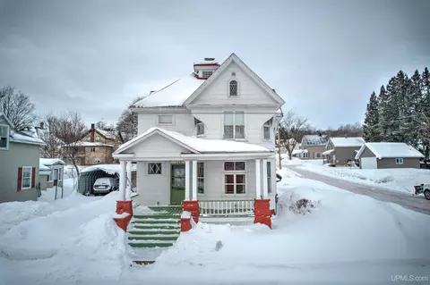 708 Calumet, Lake Linden, MI 49945