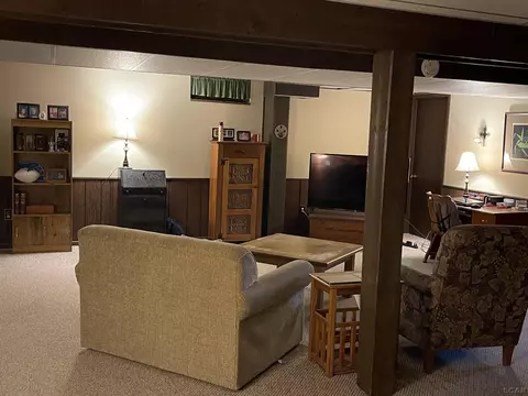 404 Mills, Saline, MI 48176 photo 24