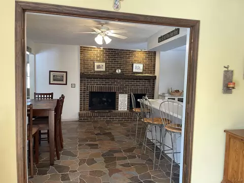 404 Mills, Saline, MI 48176 photo 17