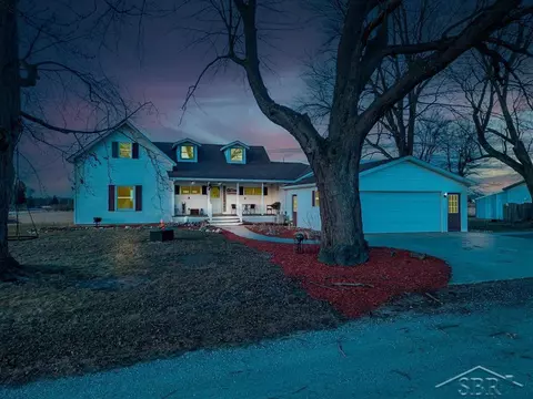 6408 N Five Mile, Hope, MI 48628