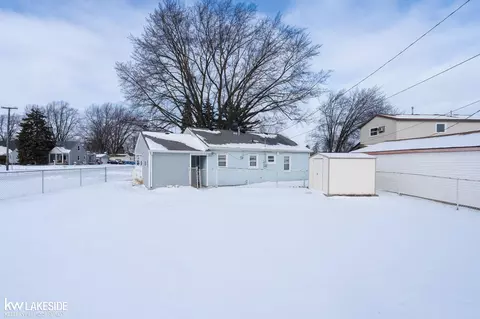 14358 Hendricks, Warren, MI 48089 photo 5