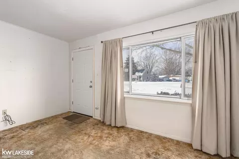 14358 Hendricks, Warren, MI 48089 photo 6