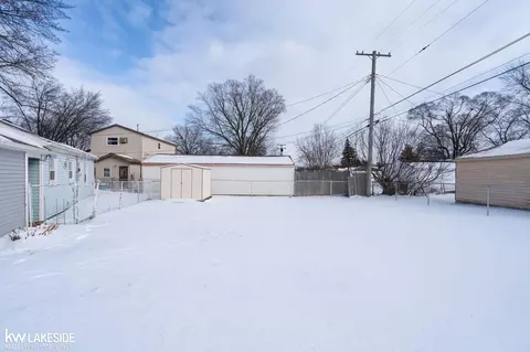 14358 Hendricks, Warren, MI 48089 photo 4