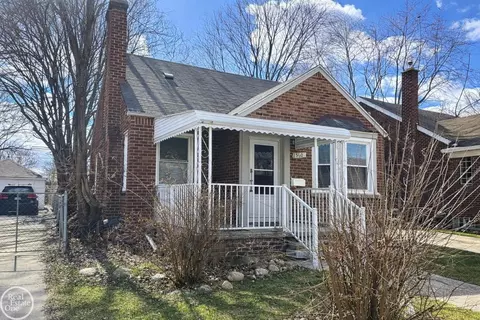 Exterior - 15608 Stricker, Eastpointe, MI 48021 photo 2 of 4