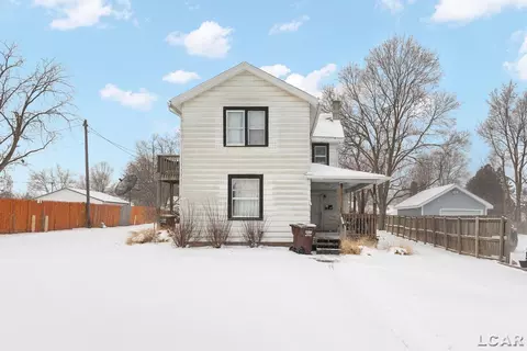 632 Division, Adrian, MI 49221