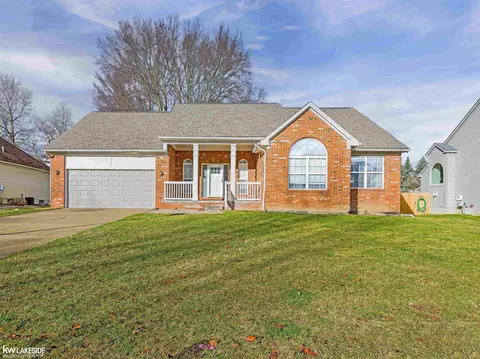5308 Sandalwood, Grand Blanc, MI 48439