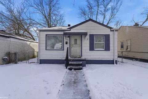 7084 Rivard, Warren, MI 48091