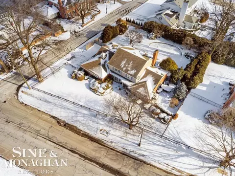 View/Area - 286 Grosse Pointe, Grosse Pointe Farms, MI 48236 photo 6 of 8
