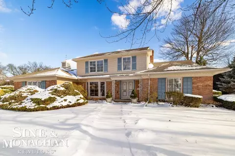 Exterior - 286 Grosse Pointe, Grosse Pointe Farms, MI 48236 photo 13 of 15