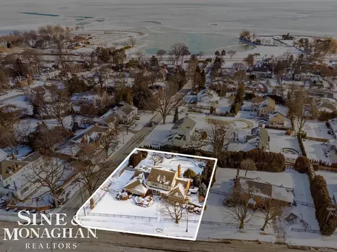 View/Area - 286 Grosse Pointe, Grosse Pointe Farms, MI 48236 photo 1 of 8