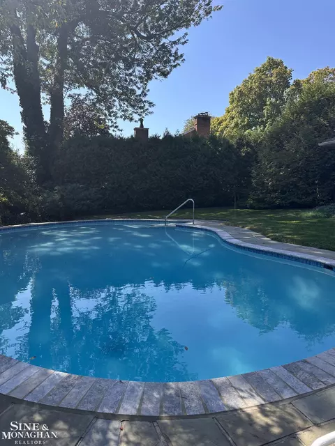Exterior - 286 Grosse Pointe, Grosse Pointe Farms, MI 48236 photo 7 of 15