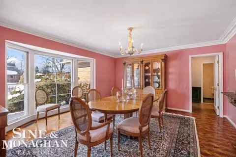 Dining - 286 Grosse Pointe, Grosse Pointe Farms, MI 48236 photo 3 of 3