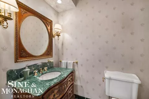 Bath - 286 Grosse Pointe, Grosse Pointe Farms, MI 48236 photo 1 of 7