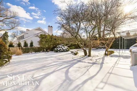 Exterior - 286 Grosse Pointe, Grosse Pointe Farms, MI 48236 photo 3 of 15