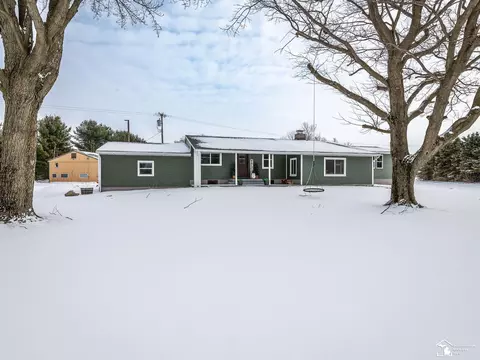 6901 Summerfield, Petersburg, MI 49270