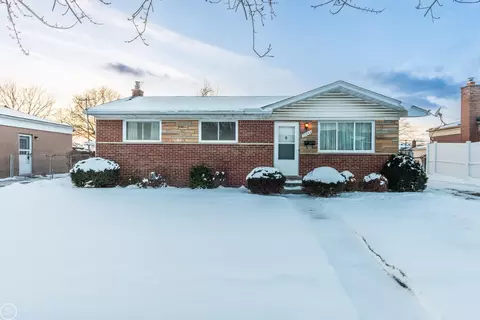 27443 Strathmoor, Warren, MI 48092