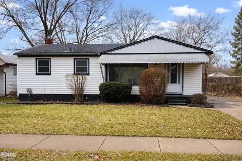 24397 Stewart, Warren, MI 48089
