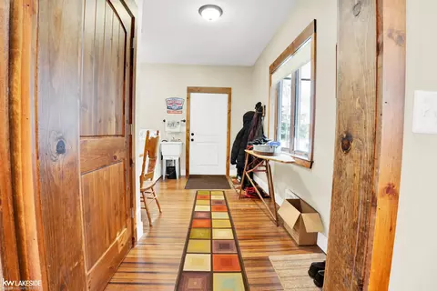 Entry Way - 9652 Bartel, Columbus, MI 48063 photo 2 of 2