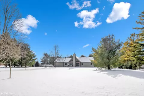 Exterior - 9652 Bartel, Columbus, MI 48063 photo 9 of 11