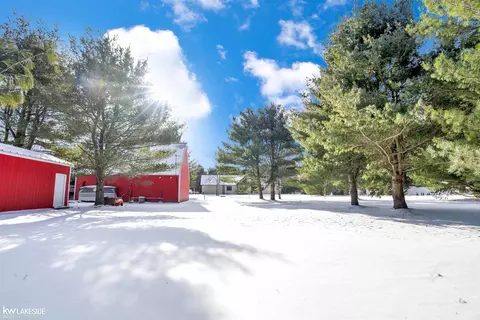 Exterior - 9652 Bartel, Columbus, MI 48063 photo 8 of 11