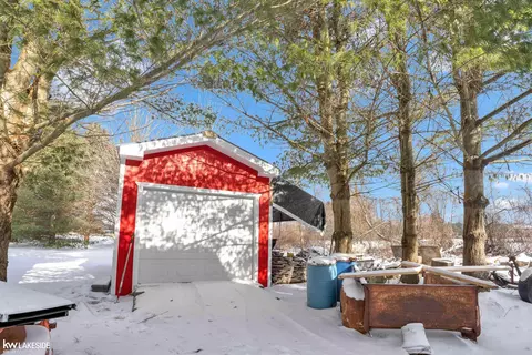 Exterior - 9652 Bartel, Columbus, MI 48063 photo 6 of 11