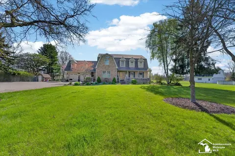 7577 S Huron Riv, South Rockwood, MI 48179