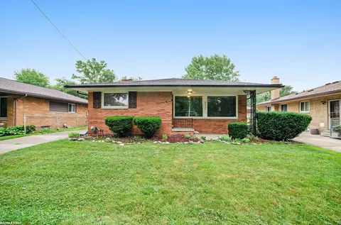 24509 Wood, Saint Clair Shores, MI 48080