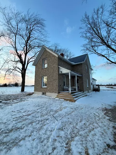 Exterior - 6577 E Deckerville, Deford, MI 48729 photo 2 of 4