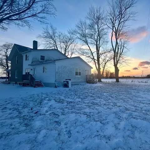 Exterior - 6577 E Deckerville, Deford, MI 48729 photo 3 of 4