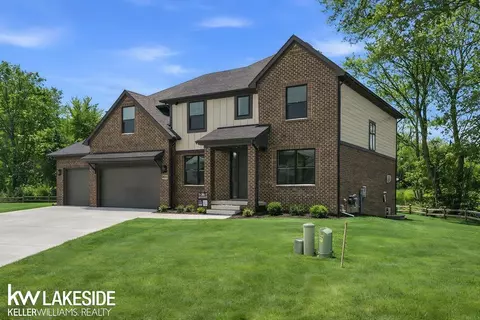 Exterior - 45155 Twin Riv, Macomb, MI 48044 photo 3 of 4