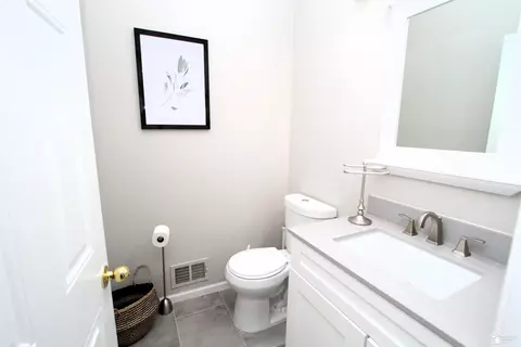 35773 Surrey, Romulus, MI 48174 photo 19