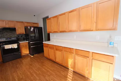 35773 Surrey, Romulus, MI 48174 photo 17