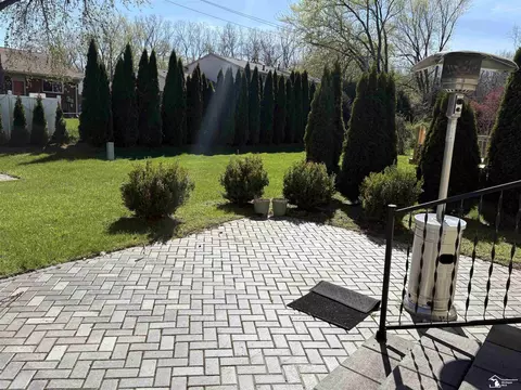 35773 Surrey, Romulus, MI 48174 photo 4