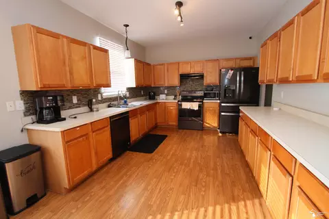 35773 Surrey, Romulus, MI 48174 photo 14