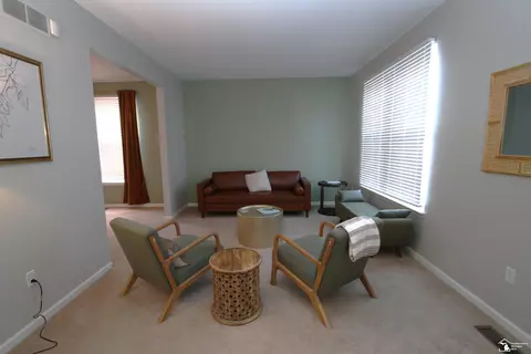 35773 Surrey, Romulus, MI 48174 photo 8