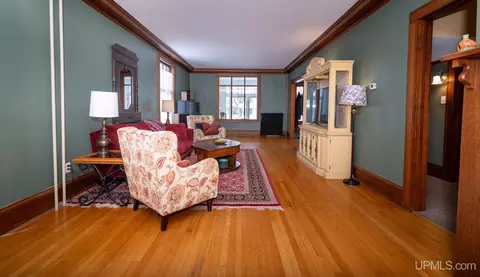 Living - 704 N Main, Ishpeming, MI 49849 photo 4 of 5