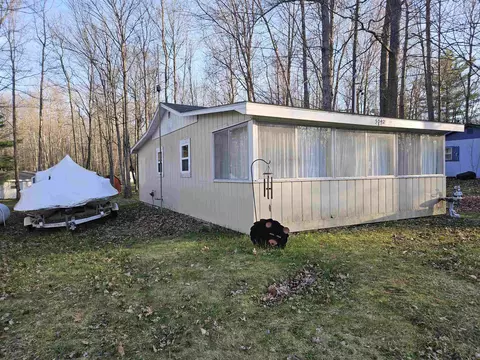 5042 Wedgewood, Harrison, MI 48625